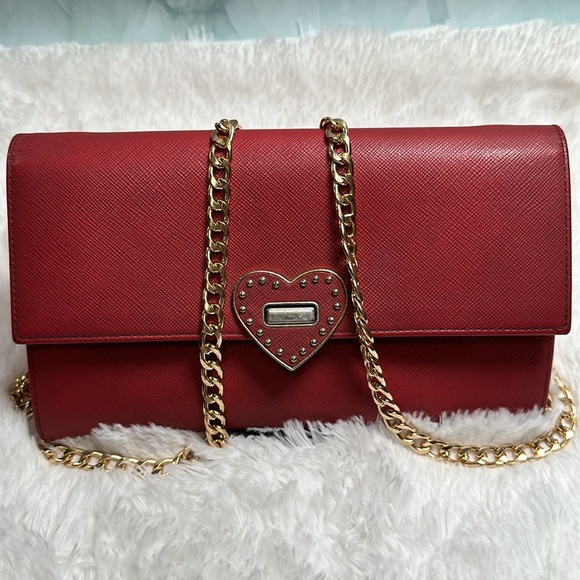 Prada Crossbody Wallet on Chain with gold hardware - Picture 3 of 9